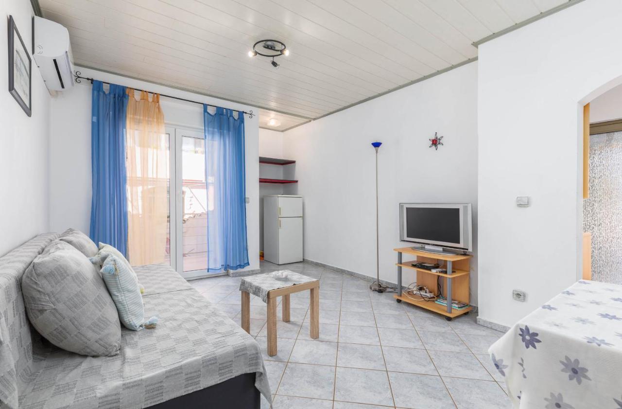 Apartments Ankica Blue Peroj Bagian luar foto